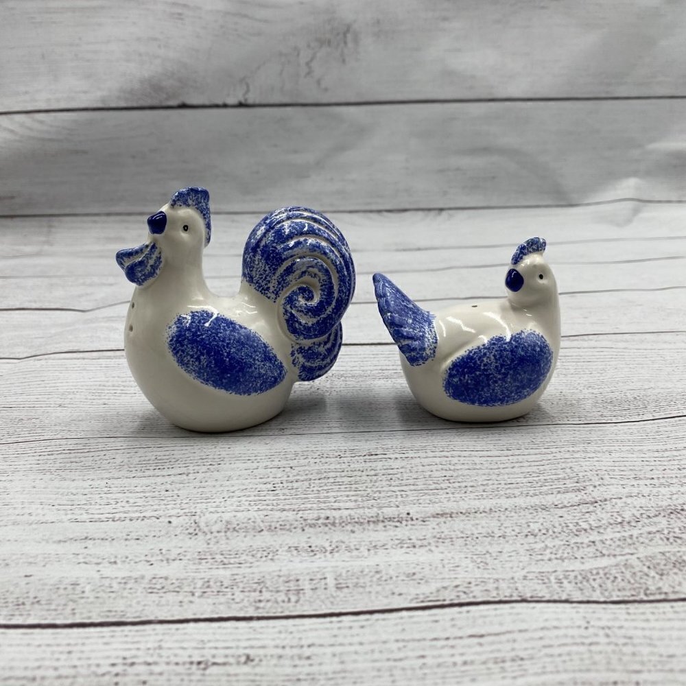 Spongeware Cobalt & White Hen & Rooster Salt/Pepper Shaker Set
